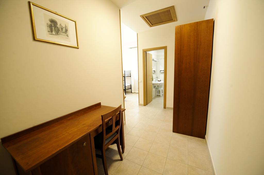Hotel Casa Caburlotto Roma